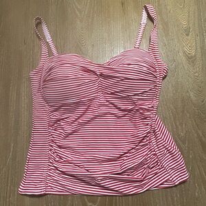 Nip Tuck Tankini Swim Top Size 12 Multi Fit Cups Adjustable Straps